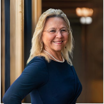 Portrait of Viola Cashmore, REALTOR®